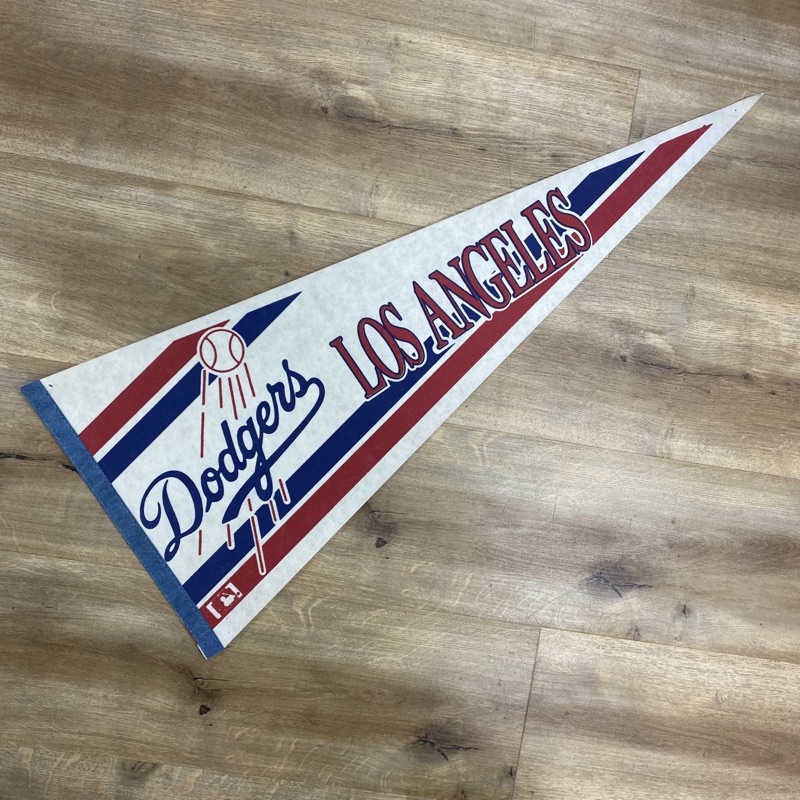 LOS ANGELES DODGERS VINTAGE 1990s MLB BASEBALL LOGO SPELLOUT PENNANT – The  Felt Fanatic
