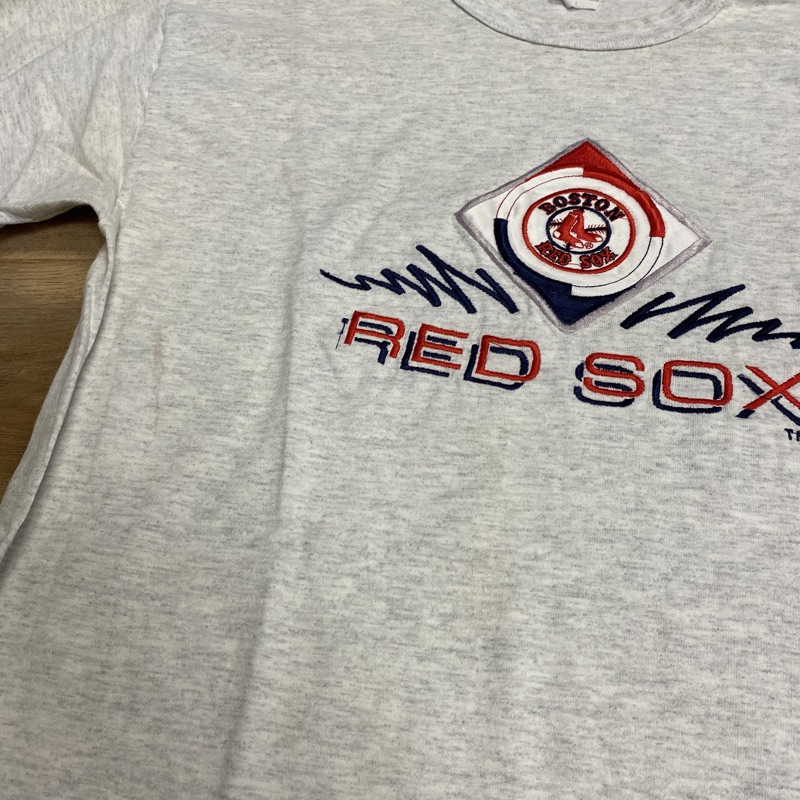 Vintage 90's RED SOX Boston Baseball MLB Big Logo Graphic Grey Color  T-Shirt Adult Extra Large Fit