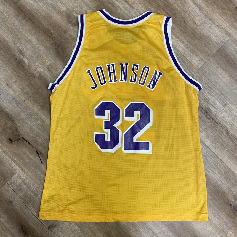 basketball clothes lakers